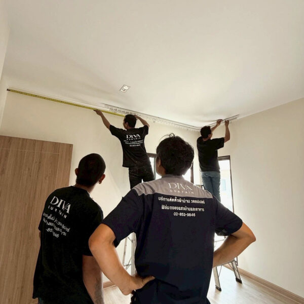 Curtain Installation​